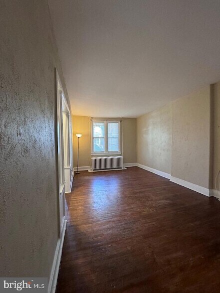 Photo - 222 W Union St