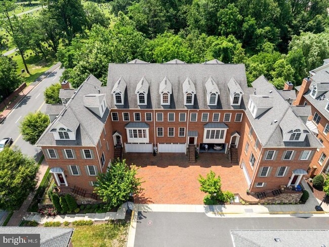 Photo - 10665 Yorktown Ct