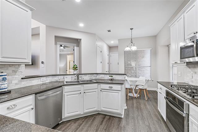 Photo - 1460 Bristol Ln
