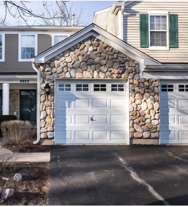 Photo - 4053 Oak Tree Ln Townhome