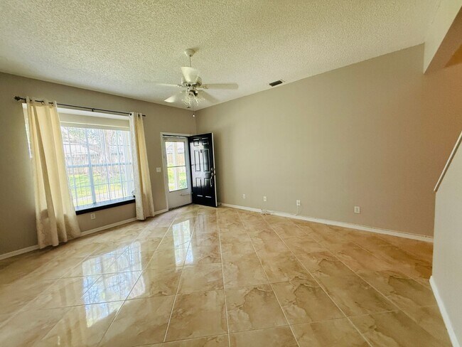 Photo - Townhome in Palm Harbor