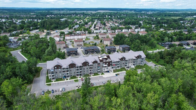 Building Photo - JGR