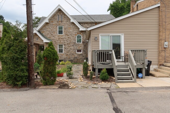 Photo - 7 Johnson St