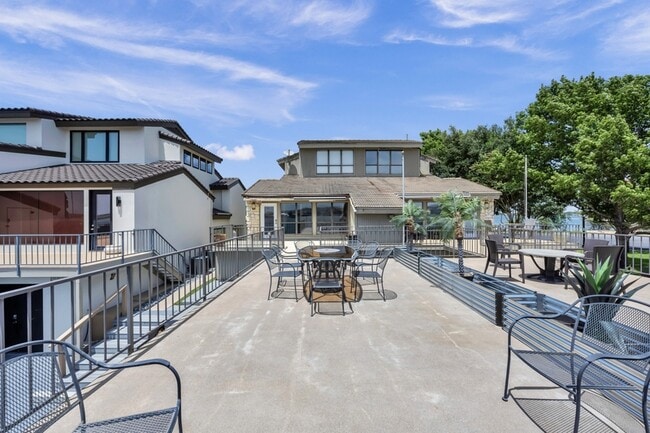 Photo - 533 Lighthouse Dr Unit 3