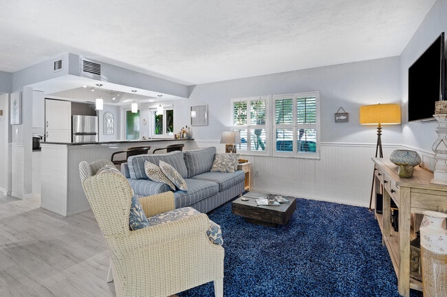 Photo - 1030 Langer Way Unit 5