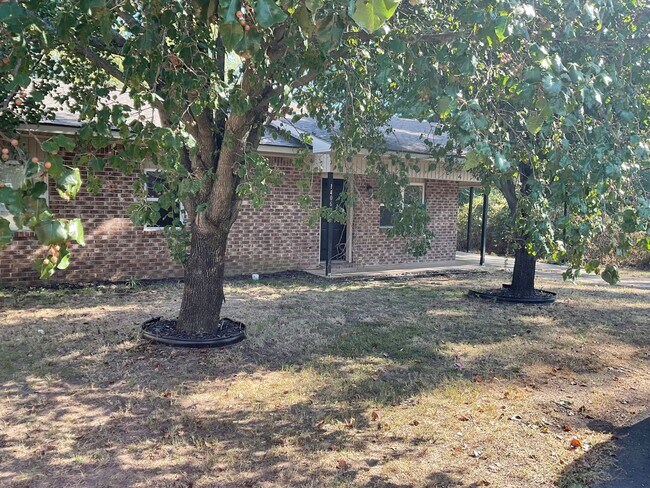 Photo - $1,200.00 Move-in-Special