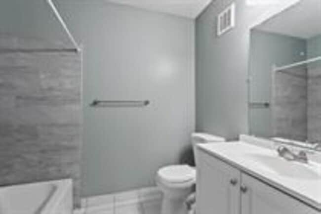 Photo - 1 NW O'Brien Rd