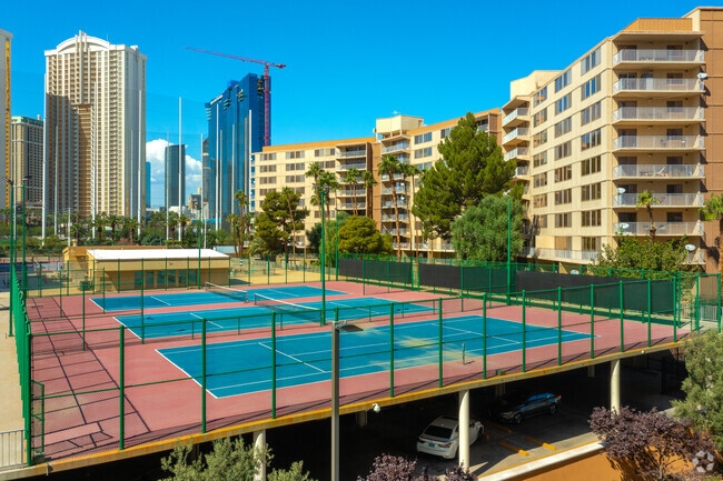 Photo - Marie Antoinette Condominiums