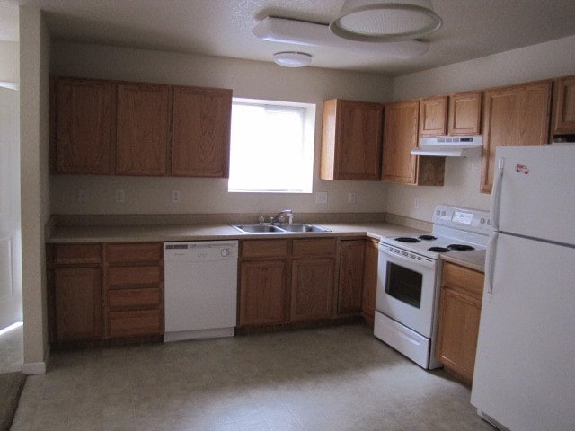 Building Photo - 208 Country West Rd