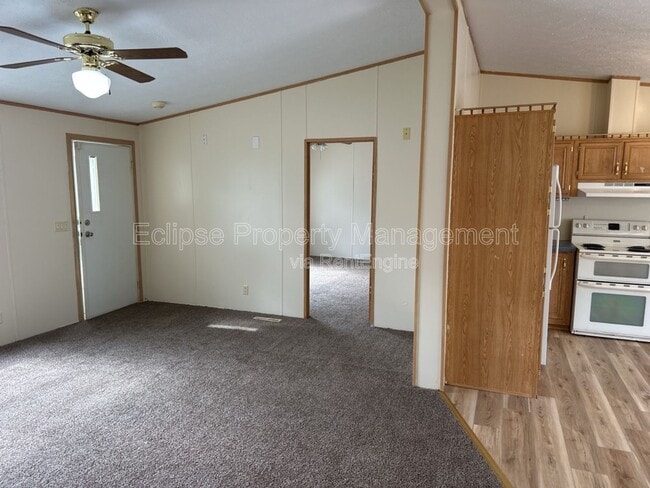 Photo - 187 Honeysuckle Cir