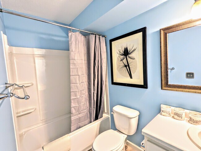 Photo - 5667 Hornaday Rd Unit B