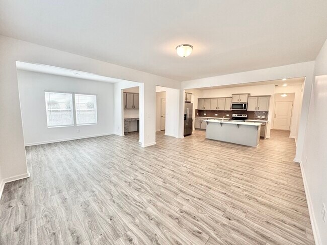 Photo - 3 br paired home with 2nd floor loft 2 car garage near I-40 and I-77