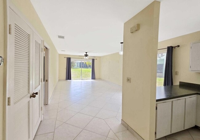 Photo - 1480 SE Rivergreen Cir