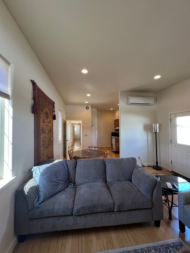 Photo - Furnished one Bedroom Apartment on 27 Acre Estate | Available Now Unidad Rosalind Carriage House #2