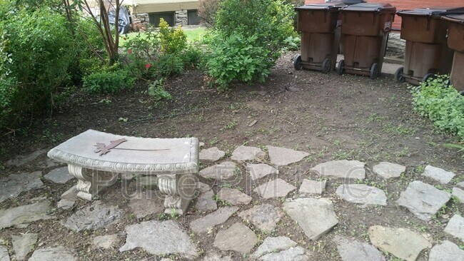 Photo - 634 Greenup St