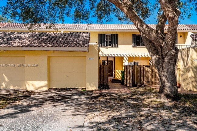 Building Photo - 20536 NE 6th Ct