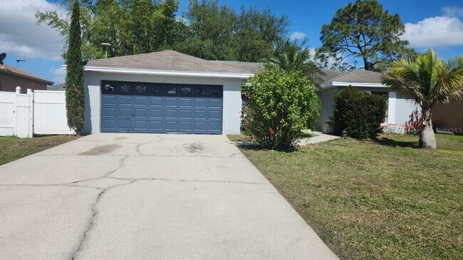 Photo - 218 Cranbrook Dr House