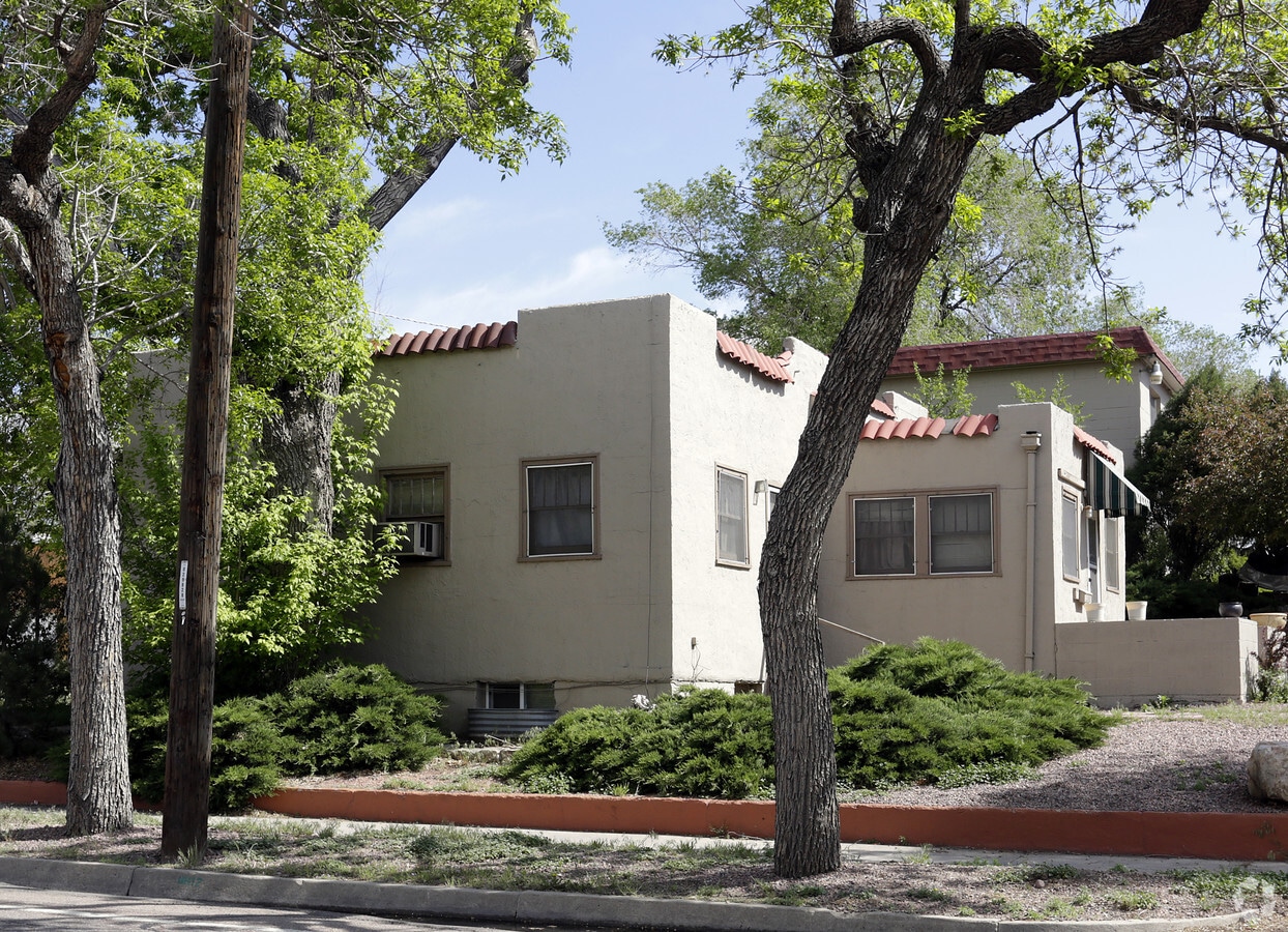 Red Rocks Terrace Apartments - Red Rocks Terrace Apartments