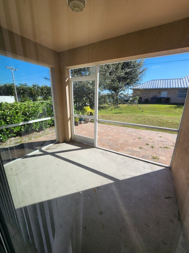 Photo - 220 SW 19th Terrace