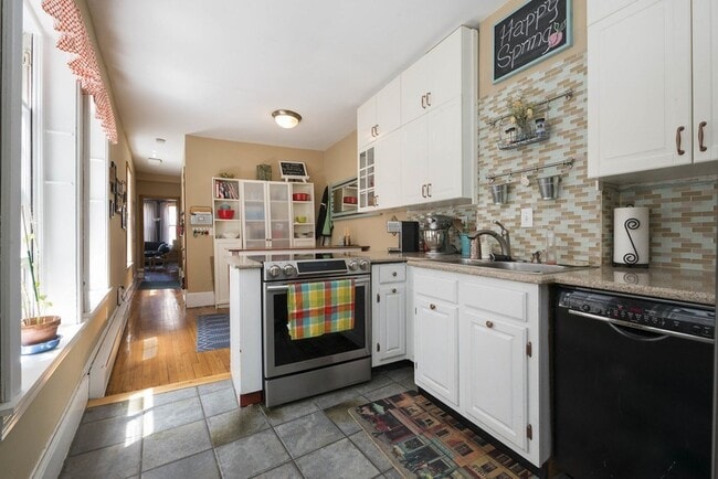 Photo - 592 Columbus Ave Unit 2