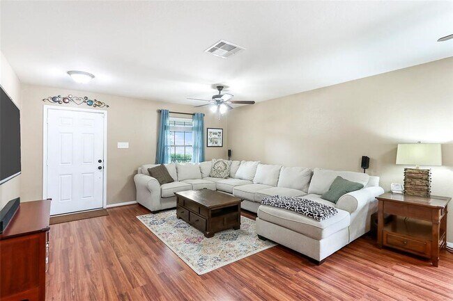 Photo - 8022 Yaupon View Dr