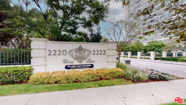 Building Photo - 2222 Ave of the Stars Unit 2206E