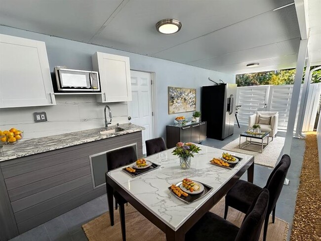 Photo - 2300 SW 43rd Terrace