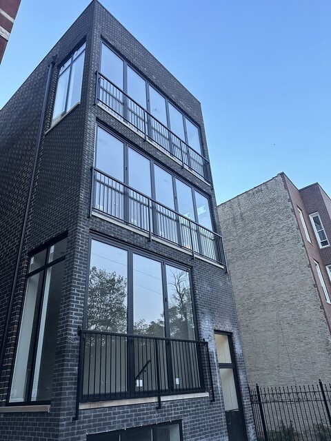 Photo - 1635 S California Ave