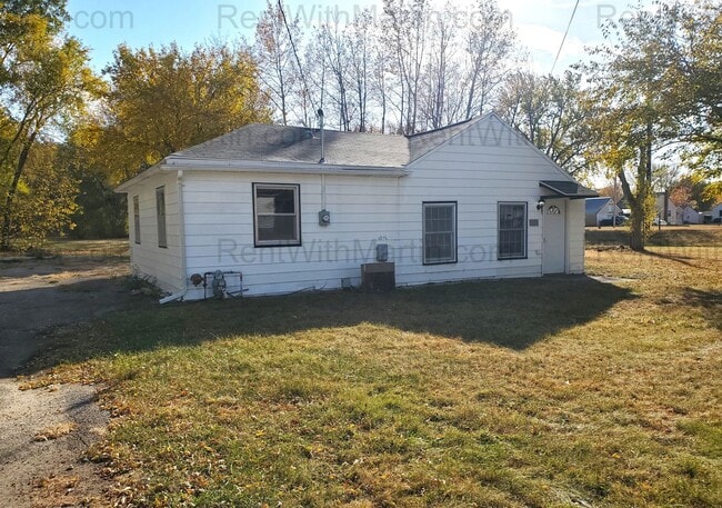 Photo - For Rent- Beautiful home in Evansdale! Pets Ok!