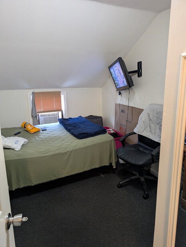 Photo - 719 Birch St Unidad C