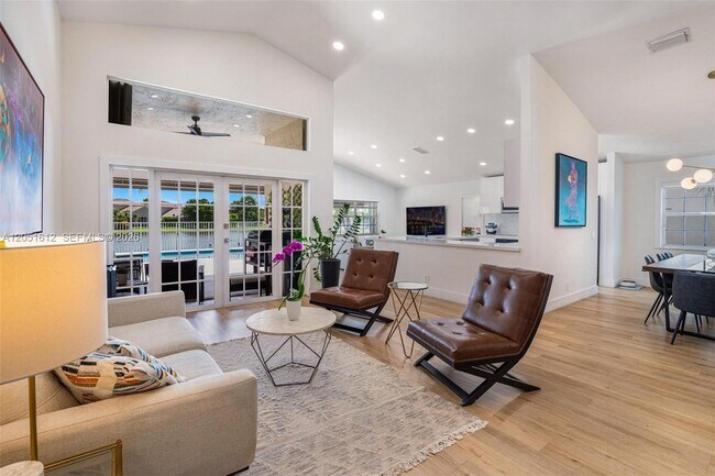 Photo - 1045 Cedar Falls Dr
