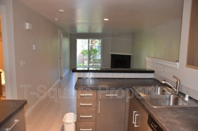 Photo - 726 Kirkland Cir