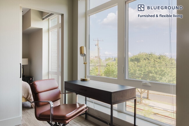 Photo - 104 12th Ave Unidad SI FL3-ID747