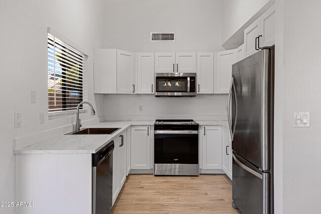 Photo - 85 S Cypress Ct