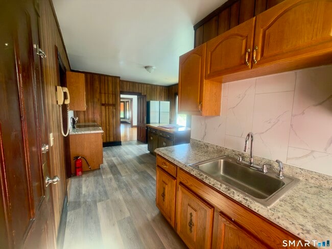 Photo - 261 Wakelee Ave Unidad 2
