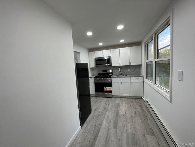 Photo - 57 Hunt Ave Unidad 2