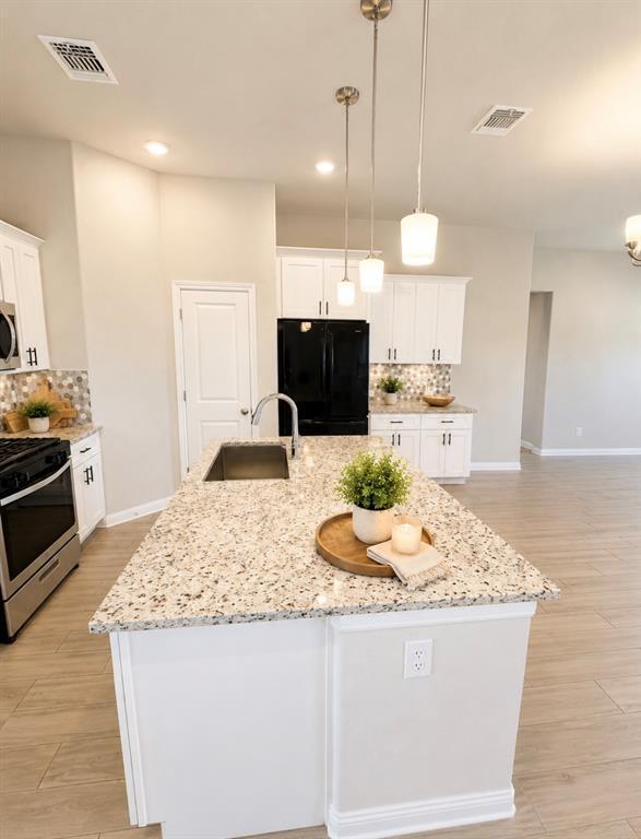 Photo - 117 Woods Edge Ln