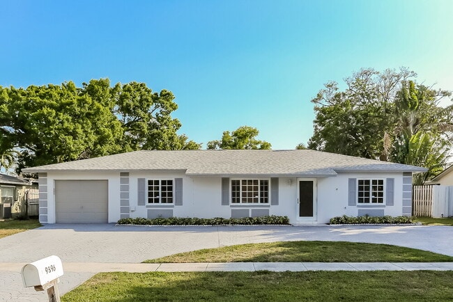 Building Photo - 9896 Liberty Ct