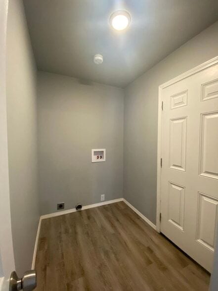 Photo - 8605 10th Pl
