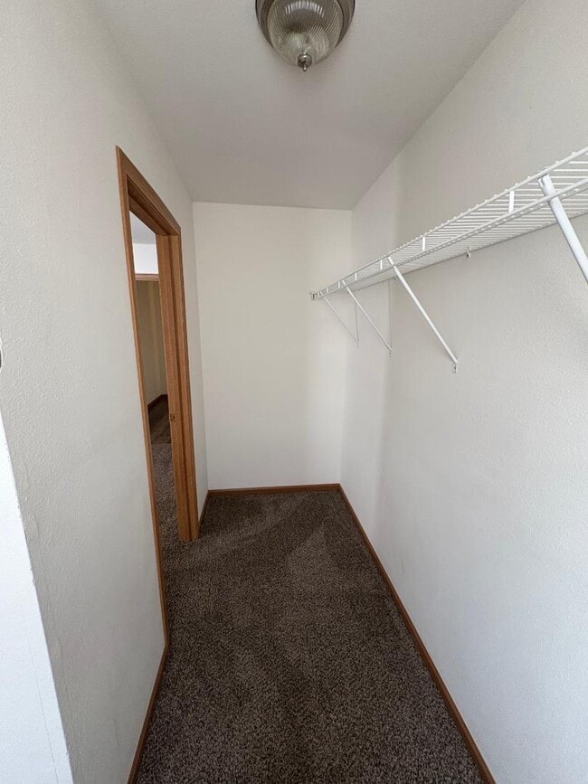 Photo - 100 Aldergate St