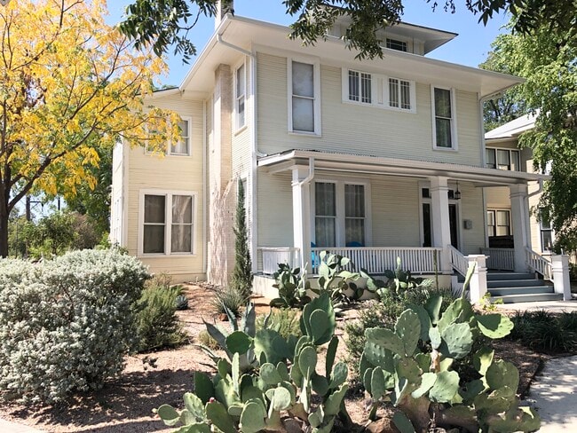 Photo - 403 Gillespie St Unit Emma Suite