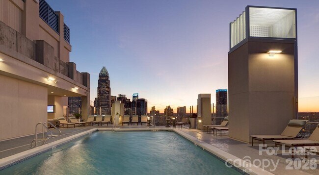 Photo - 640 N Church St Unidad S5-S