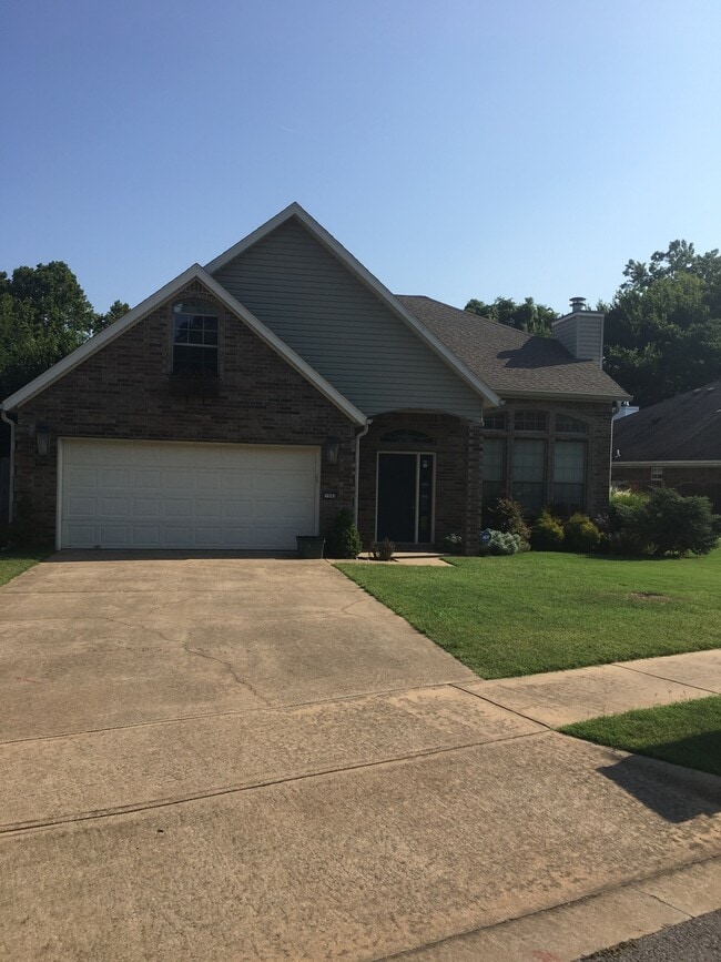 BEAUTIFUL HOME IN GREAT LOCATION! - BEAUTIFUL HOME IN GREAT LOCATION!