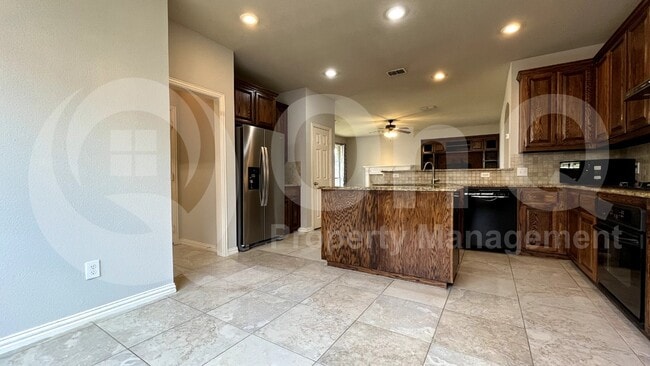 Photo - 6798 Lee Meadow Dr