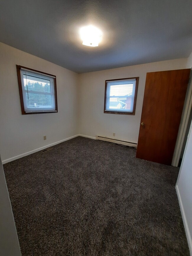 Photo - 3039 Runway Ave