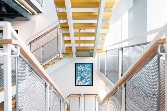 Photo - 2221 S Clark St