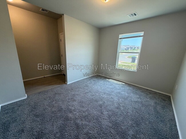 Photo - 11729 NW 100th St