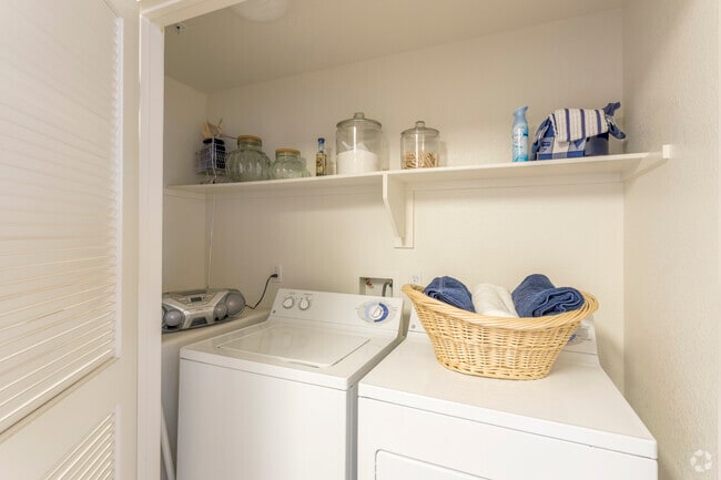2 BR, 2 BA - Plan B1