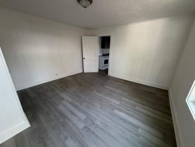 Photo - 202 Woodward St NE Unit Apt A