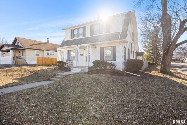 Photo - 400 E Virginia Ave